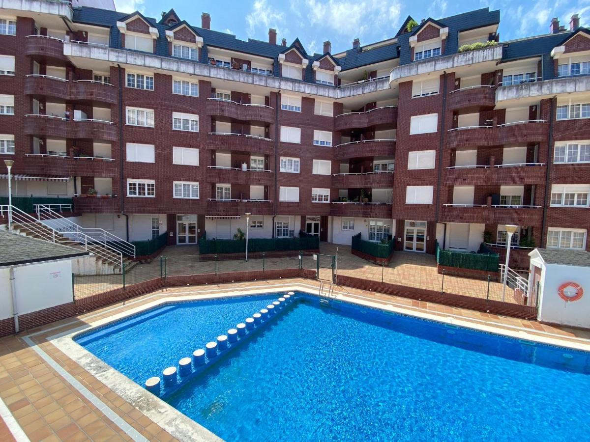 Paraiso Soleado: Piso Con Terraza, Piscina Y Garaje A 5 Min De Playa Castro Urdiales Luaran gambar